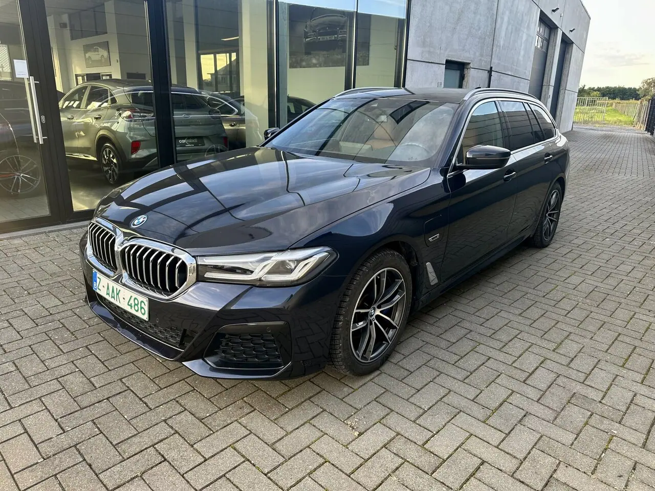 BMW 530 e xDrive Touring M-EDITION · M-BRAKE · CAM · KEYLESS