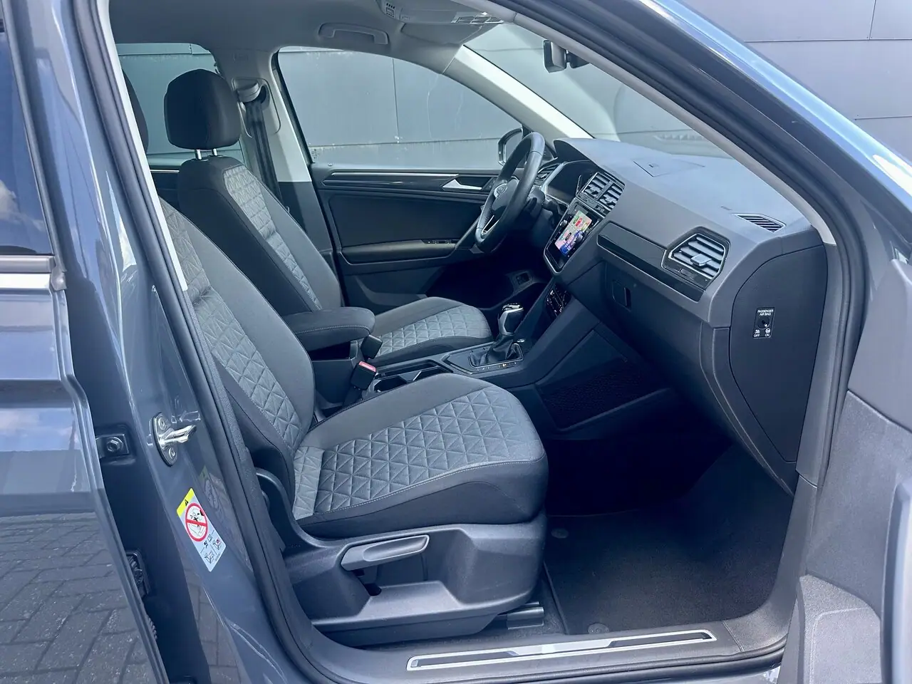 Volkswagen Tiguan 2023 – Foto 8 van 12