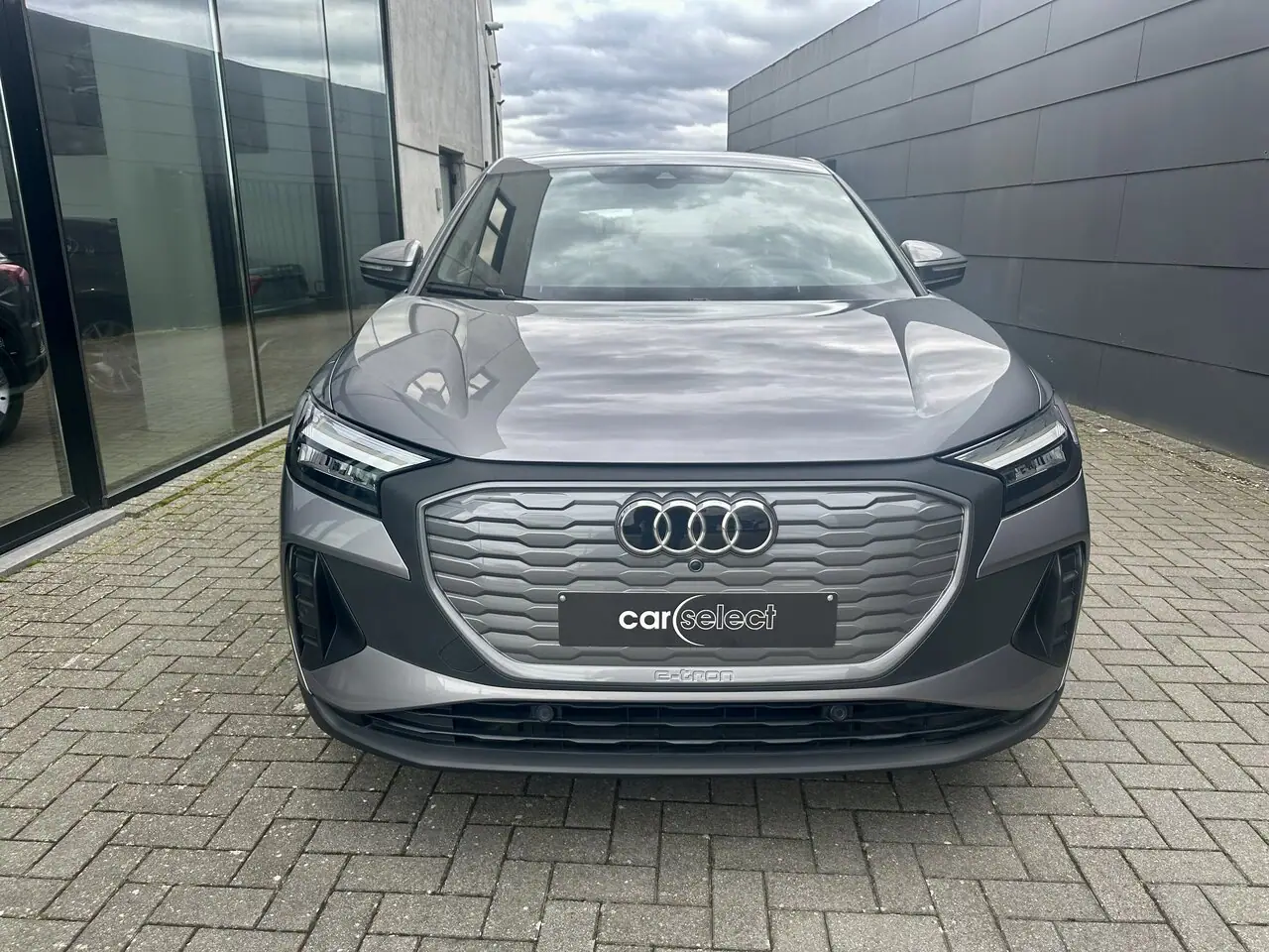 Audi Q4 e-tron 2023 – Foto 4 van 12