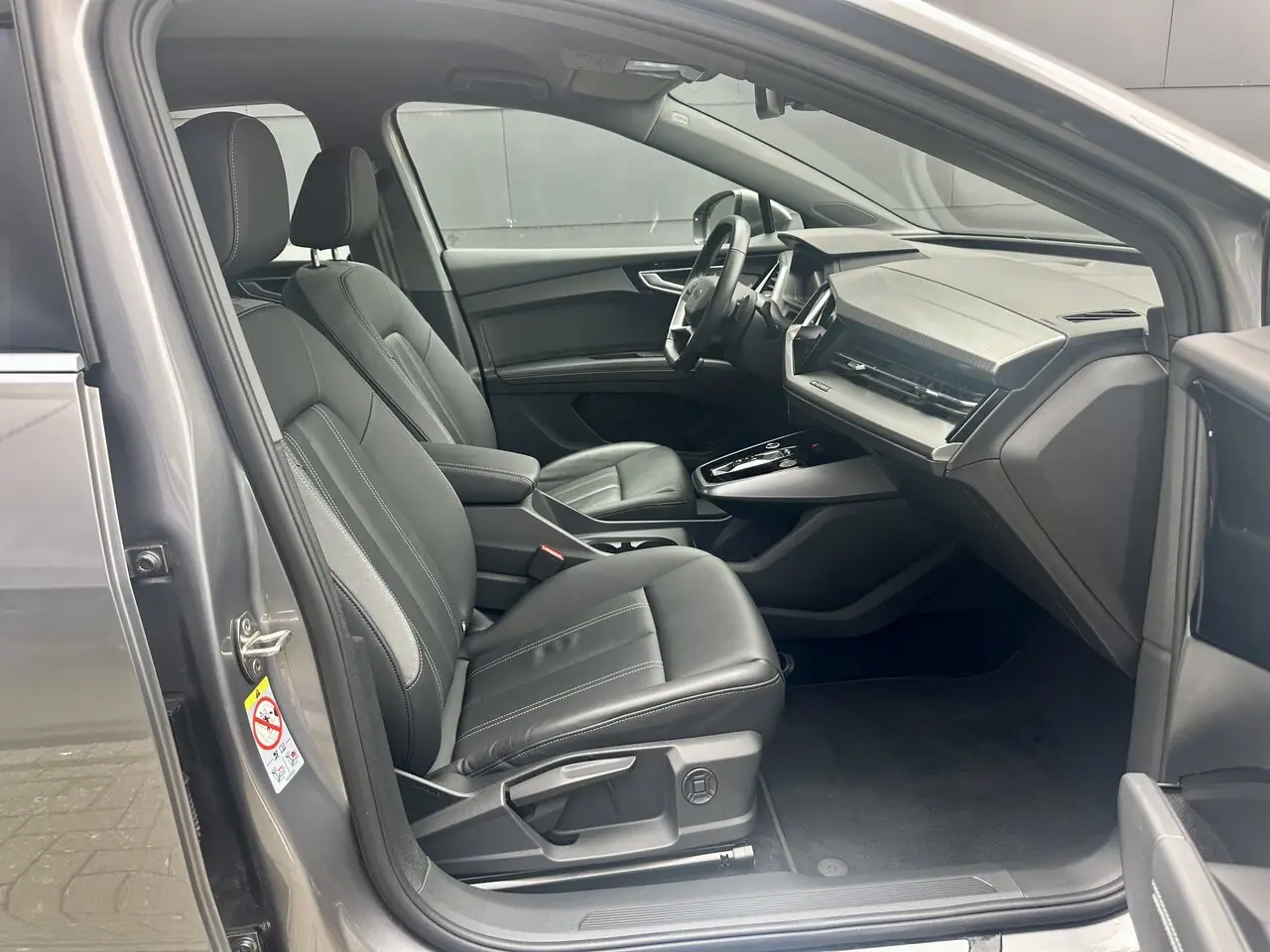 Audi Q4 e-tron 2023 – Foto 8 van 12
